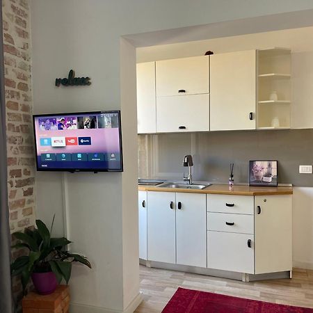 Bricks Studio Apartments Τίρανα Εξωτερικό φωτογραφία