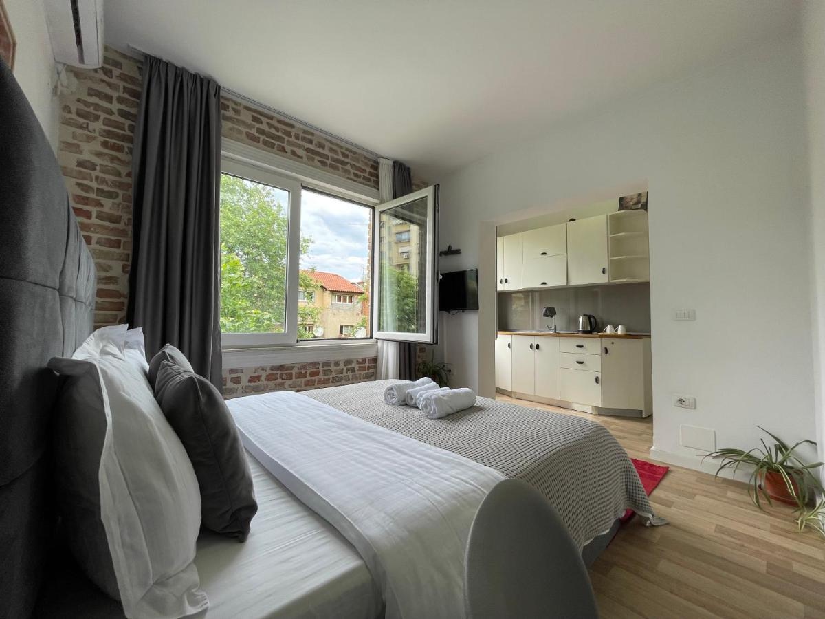 Bricks Studio Apartments Τίρανα Εξωτερικό φωτογραφία