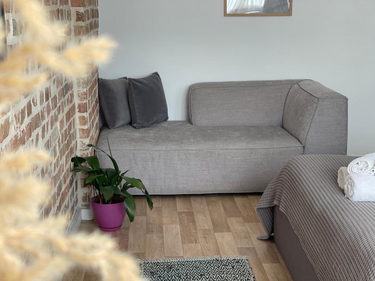 Bricks Studio Apartments Τίρανα Εξωτερικό φωτογραφία