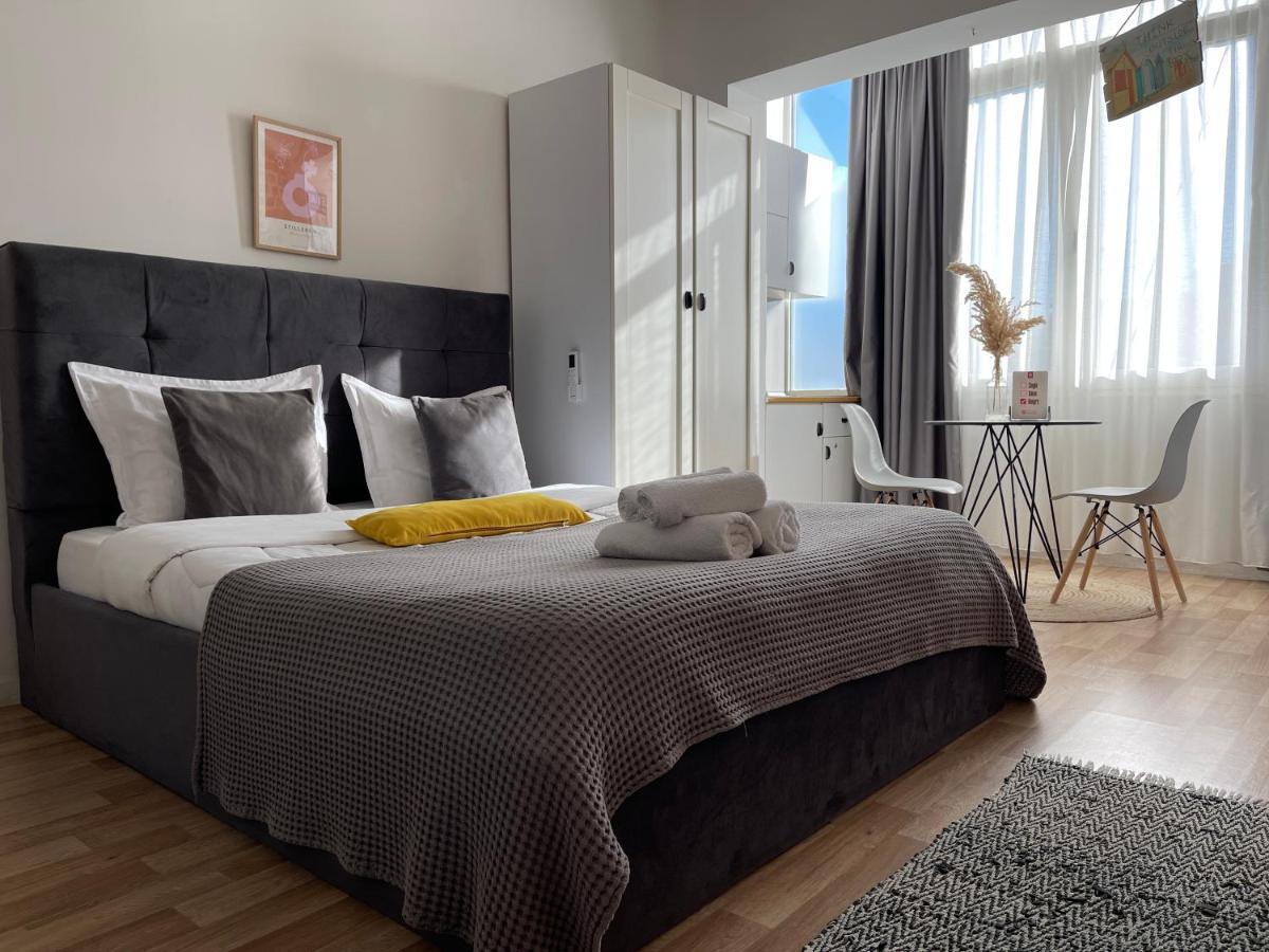 Bricks Studio Apartments Τίρανα Εξωτερικό φωτογραφία