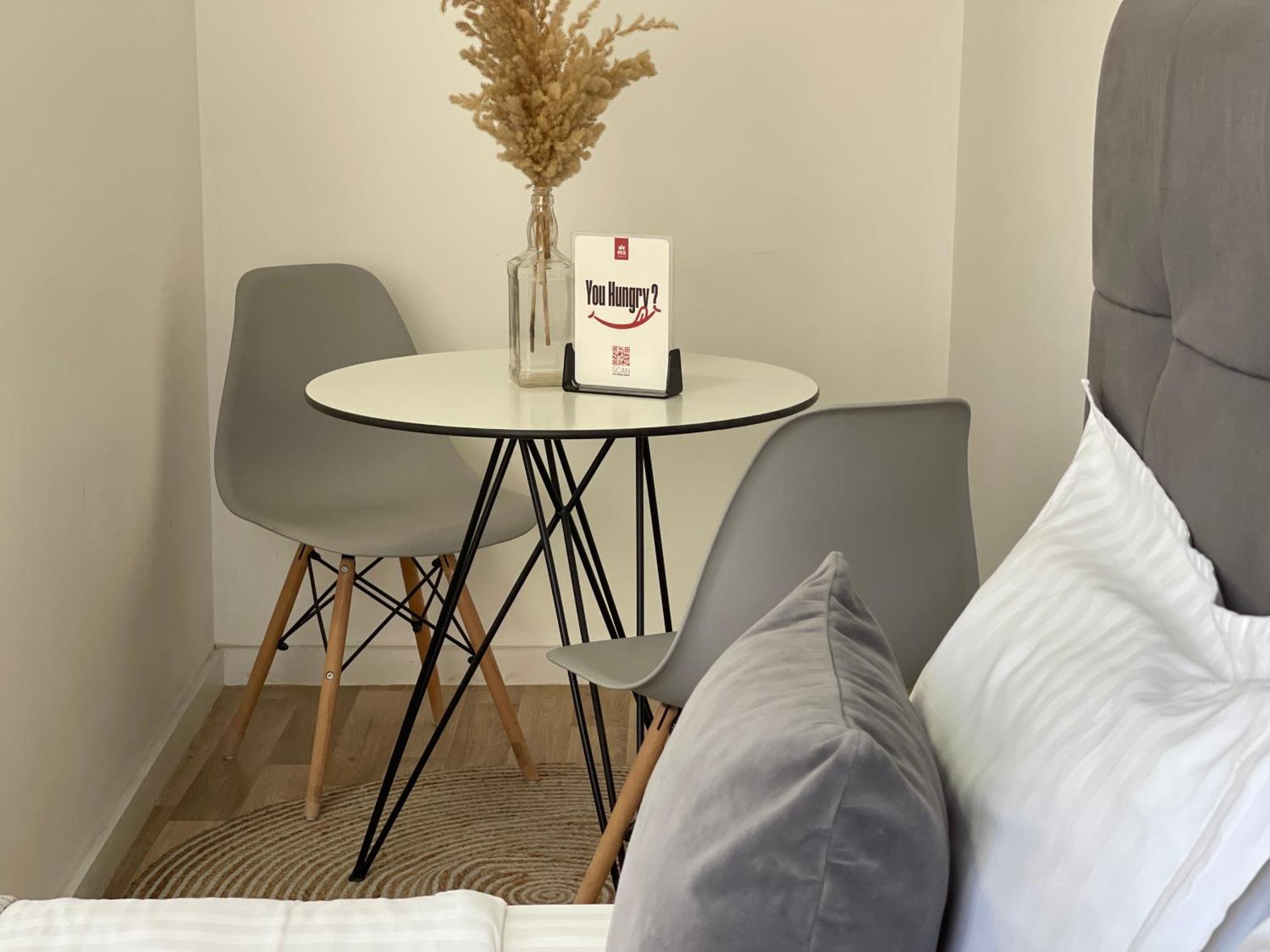 Bricks Studio Apartments Τίρανα Εξωτερικό φωτογραφία