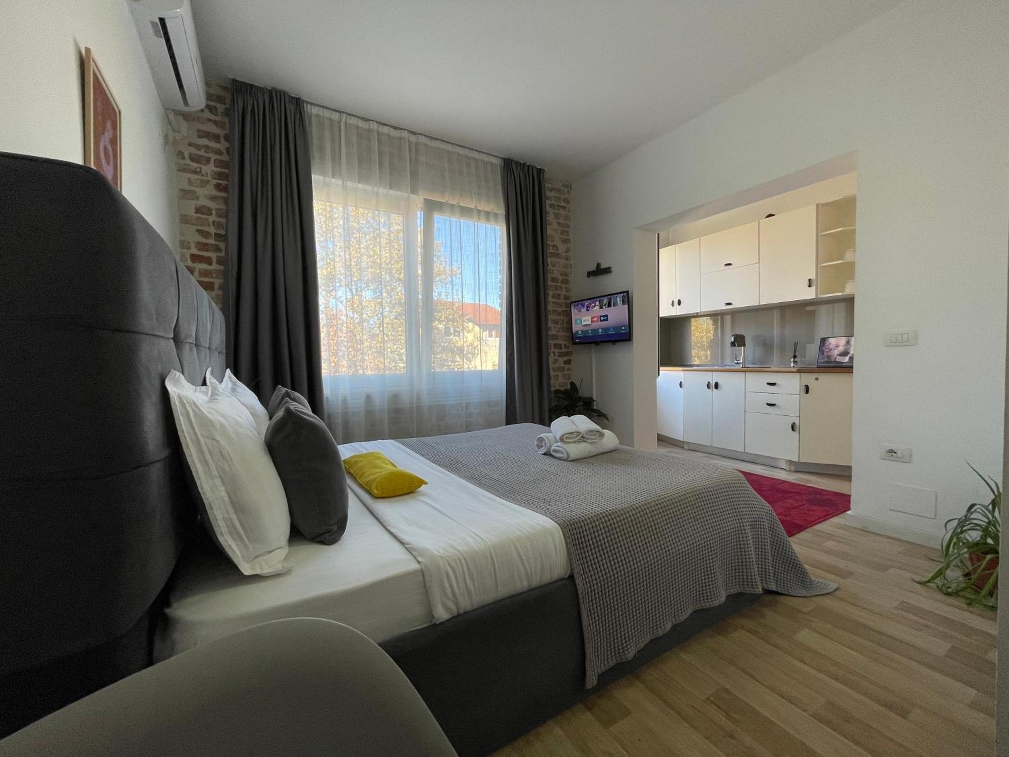 Bricks Studio Apartments Τίρανα Εξωτερικό φωτογραφία