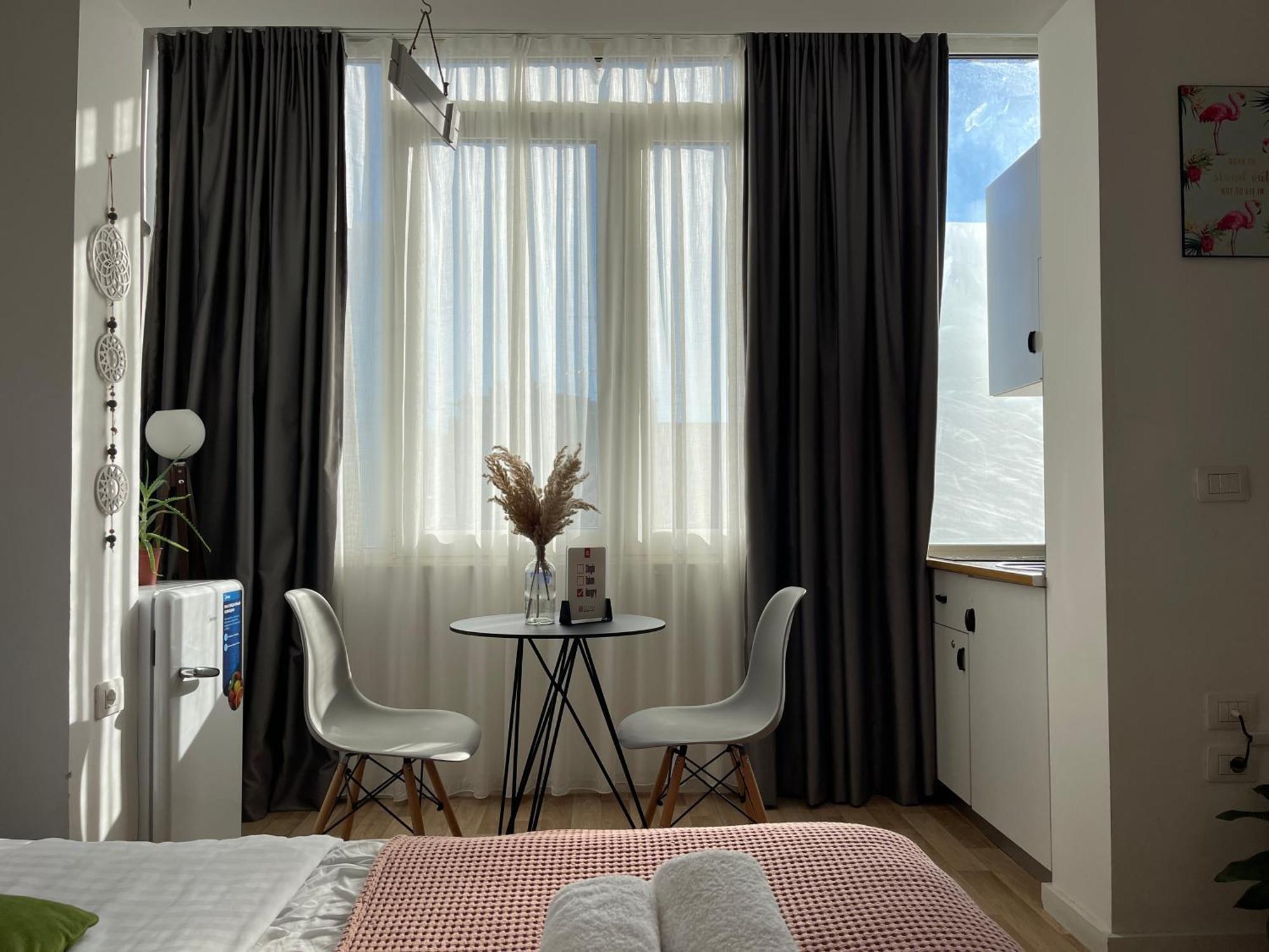 Bricks Studio Apartments Τίρανα Εξωτερικό φωτογραφία